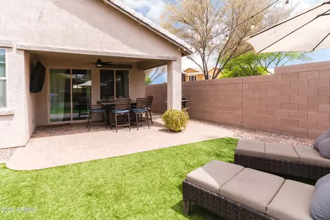 Exterior - 2049 E Stacey Rd, Gilbert, AZ 85298 photo 4 of 7