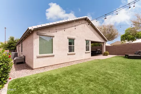 Exterior - 2049 E Stacey Rd, Gilbert, AZ 85298 photo 5 of 7