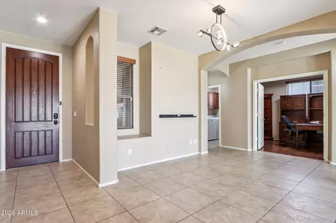 Entry Way - 726 E Kingbird Dr, Gilbert, AZ 85297 photo 4 of 4