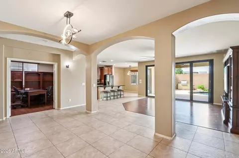 Entry Way - 726 E Kingbird Dr, Gilbert, AZ 85297 photo 2 of 4