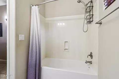 Bath - 726 E Kingbird Dr, Gilbert, AZ 85297 photo 4 of 6