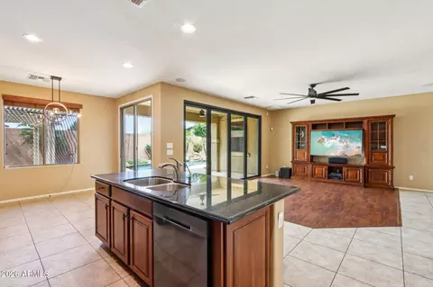 Kitchen - 726 E Kingbird Dr, Gilbert, AZ 85297 photo 2 of 5