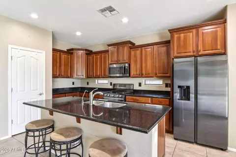 Kitchen - 726 E Kingbird Dr, Gilbert, AZ 85297 photo 3 of 5