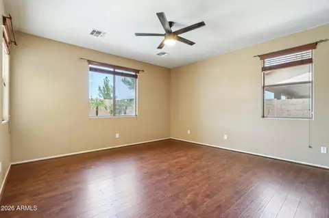 Living - 726 E Kingbird Dr, Gilbert, AZ 85297 photo 2 of 7