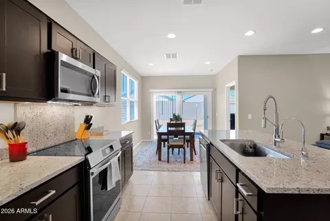 1172 W Paradise Way, Casa Grande, AZ 85122