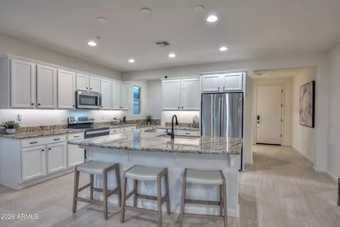 13426 W Mayberry Trl, Peoria, AZ 85383
