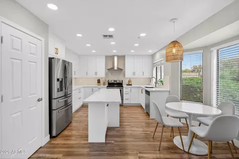 9655 E Ludlow Dr, Scottsdale, AZ 85260