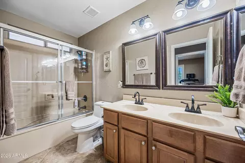 Bath - 3886 E Baars Ave, Gilbert, AZ 85297 photo 5 of 5