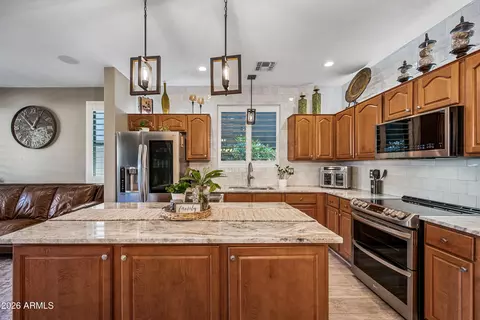 Kitchen - 3886 E Baars Ave, Gilbert, AZ 85297 photo 3 of 5