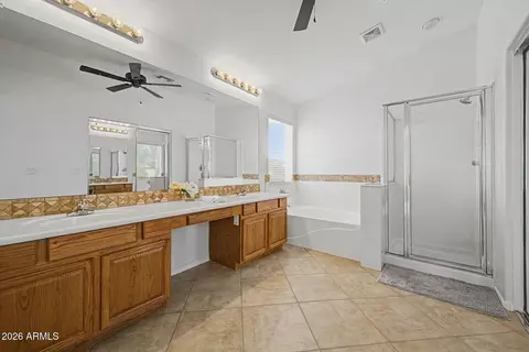 Bath - 1718 E Iris Dr, Chandler, AZ 85286 photo 2 of 4