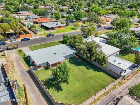 View/Area - 1911 E Montebello Ave, Phoenix, AZ 85016 photo 6 of 6