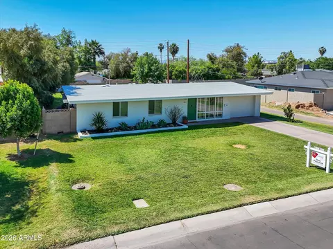 View/Area - 1911 E Montebello Ave, Phoenix, AZ 85016 photo 1 of 6