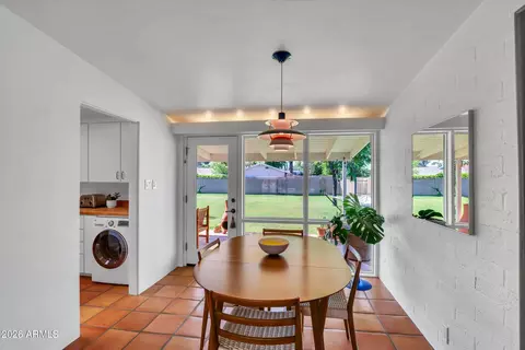 Dining - 1911 E Montebello Ave, Phoenix, AZ 85016 photo 1 of 2