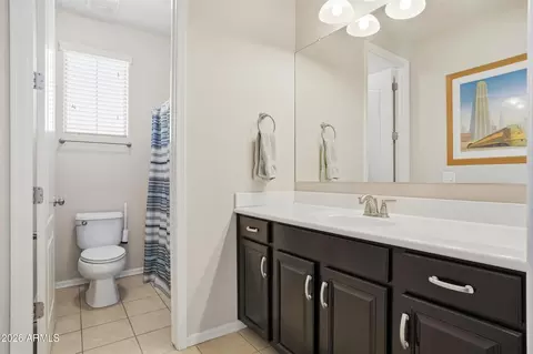 Bath - 1917 E Azalea Ct, Gilbert, AZ 85298 photo 2 of 2