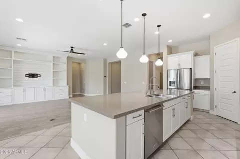 Living - 3930 E Chestnut Ln, Gilbert, AZ 85298 photo 6 of 6