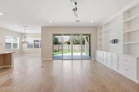Living - 3930 E Chestnut Ln, Gilbert, AZ 85298 photo 1 of 6