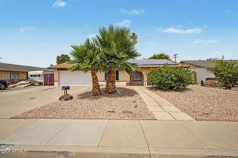 3048 W Acoma Dr, Phoenix, AZ 85053