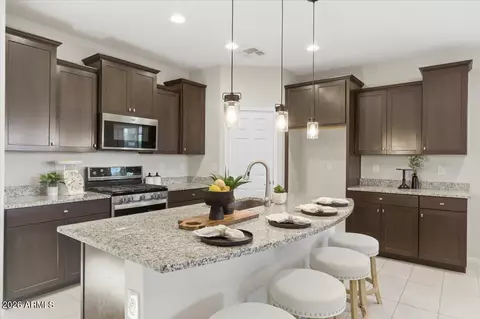 3745 N Astoria Dr, Florence, AZ 85132