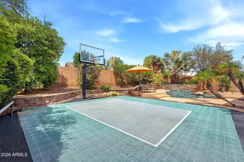 Exterior - 4332 E Melinda Ln, Phoenix, AZ 85050 photo 5 of 11