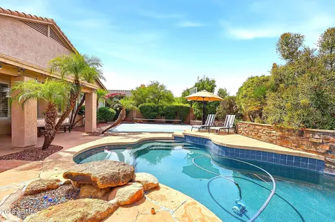 Exterior - 4332 E Melinda Ln, Phoenix, AZ 85050 photo 11 of 11