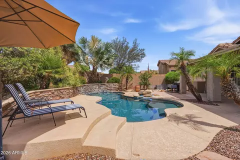 Exterior - 4332 E Melinda Ln, Phoenix, AZ 85050 photo 6 of 11