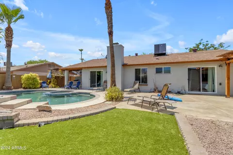 Exterior - 2207 S Cherry --, Mesa, AZ 85210 photo 6 of 9