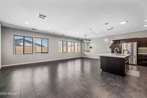 3554 E Ravenswood Dr, Gilbert, AZ 85298 photo 12