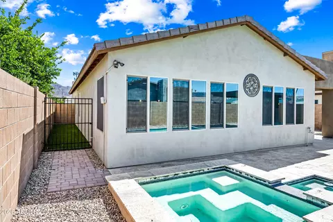 3554 E Ravenswood Dr, Gilbert, AZ 85298 photo 22