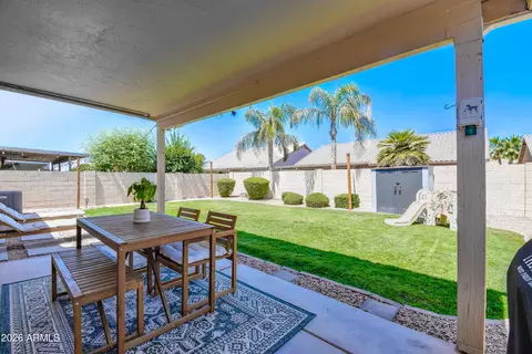 Exterior - 2332 E Stottler Dr, Gilbert, AZ 85296 photo 2 of 12