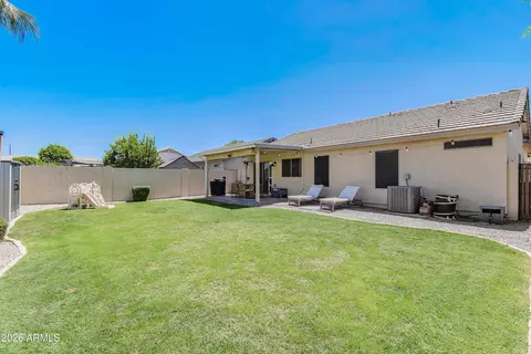 Exterior - 2332 E Stottler Dr, Gilbert, AZ 85296 photo 6 of 12