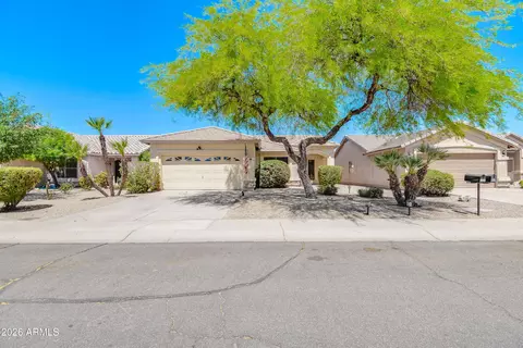 Exterior - 2332 E Stottler Dr, Gilbert, AZ 85296 photo 10 of 12
