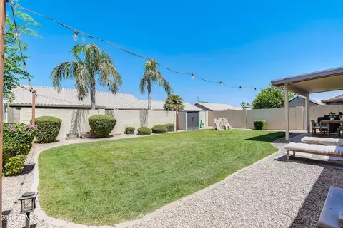 Exterior - 2332 E Stottler Dr, Gilbert, AZ 85296 photo 7 of 12
