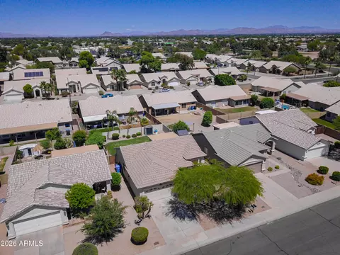 View/Area - 2332 E Stottler Dr, Gilbert, AZ 85296 photo 4 of 13
