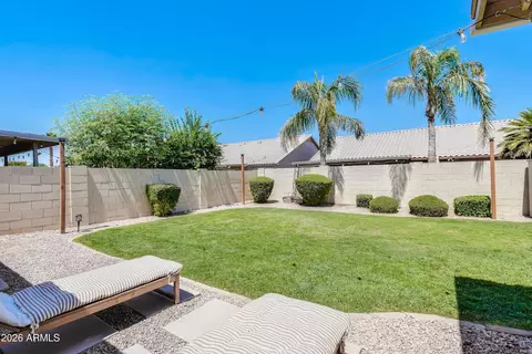 Exterior - 2332 E Stottler Dr, Gilbert, AZ 85296 photo 8 of 12
