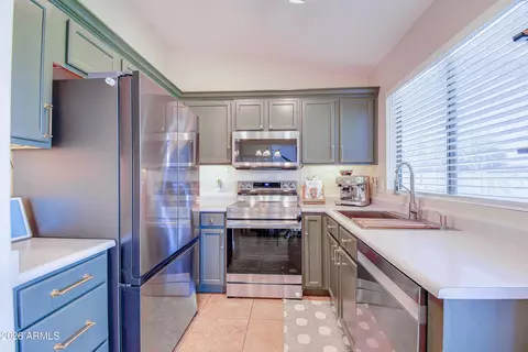 Kitchen - 2332 E Stottler Dr, Gilbert, AZ 85296 photo 1 of 3