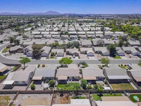 View/Area - 2332 E Stottler Dr, Gilbert, AZ 85296 photo 10 of 13