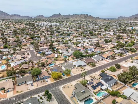 View/Area - 2743 E Windrose Dr, Phoenix, AZ 85032 photo 4 of 8