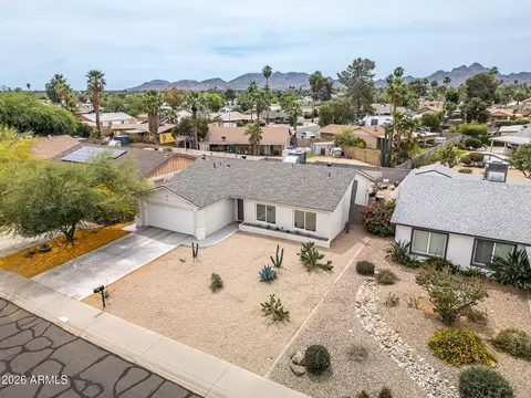 View/Area - 2743 E Windrose Dr, Phoenix, AZ 85032 photo 3 of 8