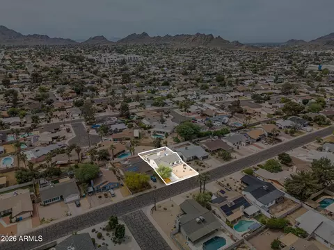 View/Area - 2743 E Windrose Dr, Phoenix, AZ 85032 photo 5 of 8
