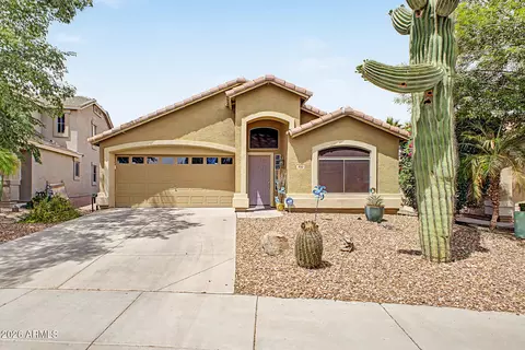 930 E Palomino Way, San Tan Valley, AZ 85143
