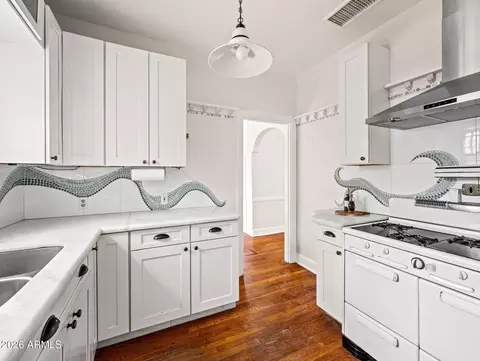 Kitchen - 1132 E Weldon Ave, Phoenix, AZ 85014 photo 5 of 5