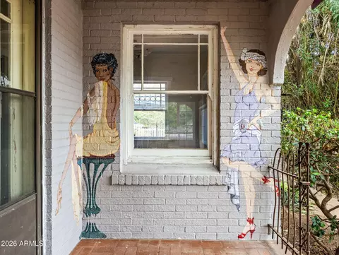 Exterior - 1132 E Weldon Ave, Phoenix, AZ 85014 photo 7 of 11