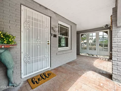 Exterior - 1132 E Weldon Ave, Phoenix, AZ 85014 photo 3 of 11