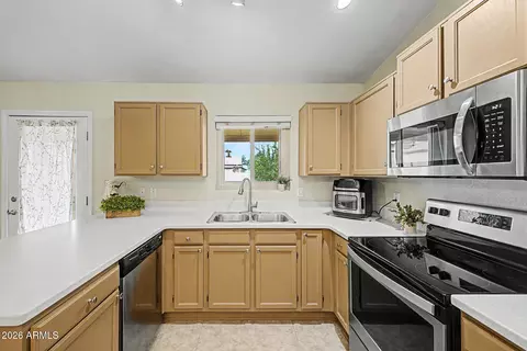 Kitchen - 744 E Appaloosa Rd, Gilbert, AZ 85296 photo 1 of 2