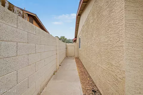 Entry Way - 744 E Appaloosa Rd, Gilbert, AZ 85296 photo 1 of 1