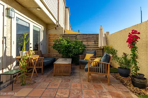 Exterior - 6508 N 10th Pl, Phoenix, AZ 85014 photo 2 of 6