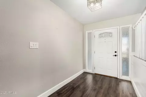 Entry Way - 1717 E Pebble Beach Dr, Tempe, AZ 85282 photo 1 of 3