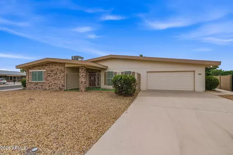 10801 W Mimosa Dr, Sun City, AZ 85373