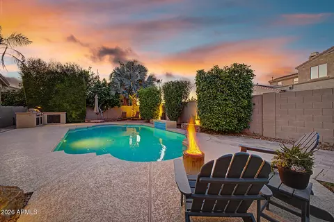 Exterior - 1242 E Canary Dr, Gilbert, AZ 85297 photo 14 of 22