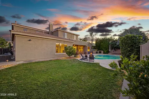 Exterior - 1242 E Canary Dr, Gilbert, AZ 85297 photo 12 of 22